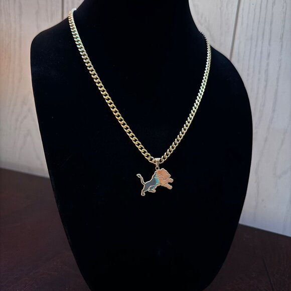 Gold Detroit Lions 5mm Cuban Chain Necklace - 22 Chain - NFL - Gift for Him - Picture 2 of 2